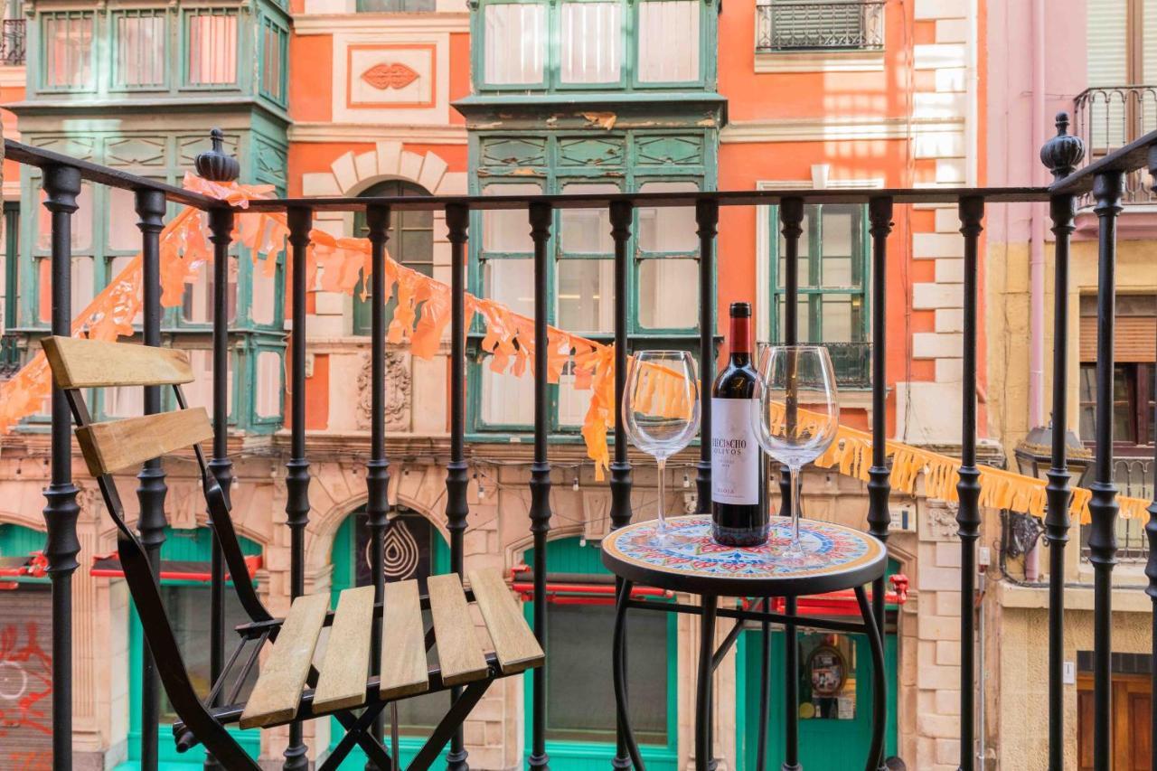 Апартаменти Bilbao Chic Barrena Old Town Екстер'єр фото