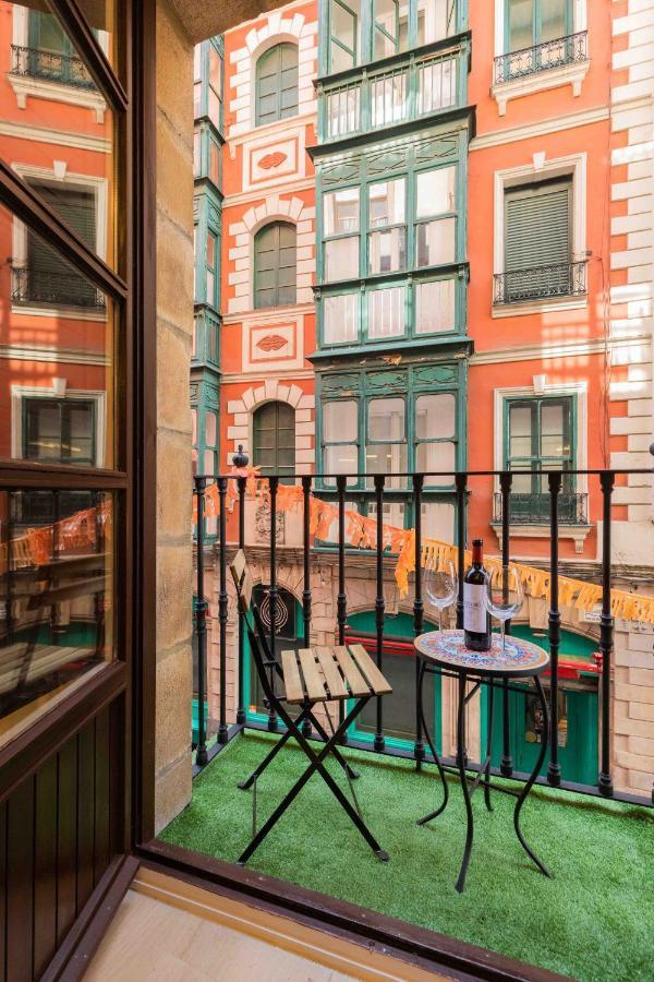 Апартаменти Bilbao Chic Barrena Old Town Екстер'єр фото