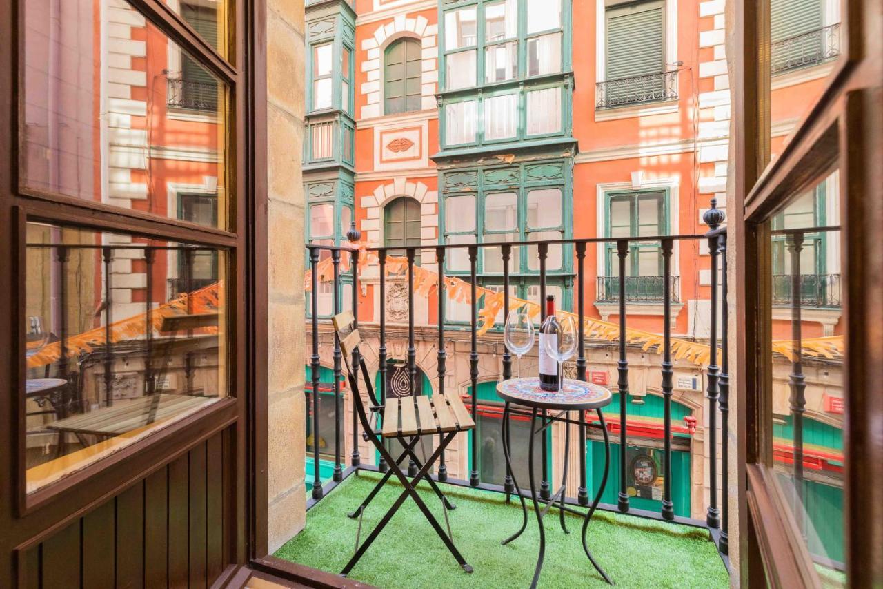 Апартаменти Bilbao Chic Barrena Old Town Екстер'єр фото